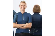 A cycle jersey with a navy body and a subtle leaf motive on the sleeve | Cycling Jersey